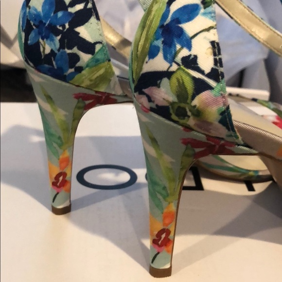 NIB New Aldo Ibenama Floral Pumps Heels Size 7 - Picture 5 of 5